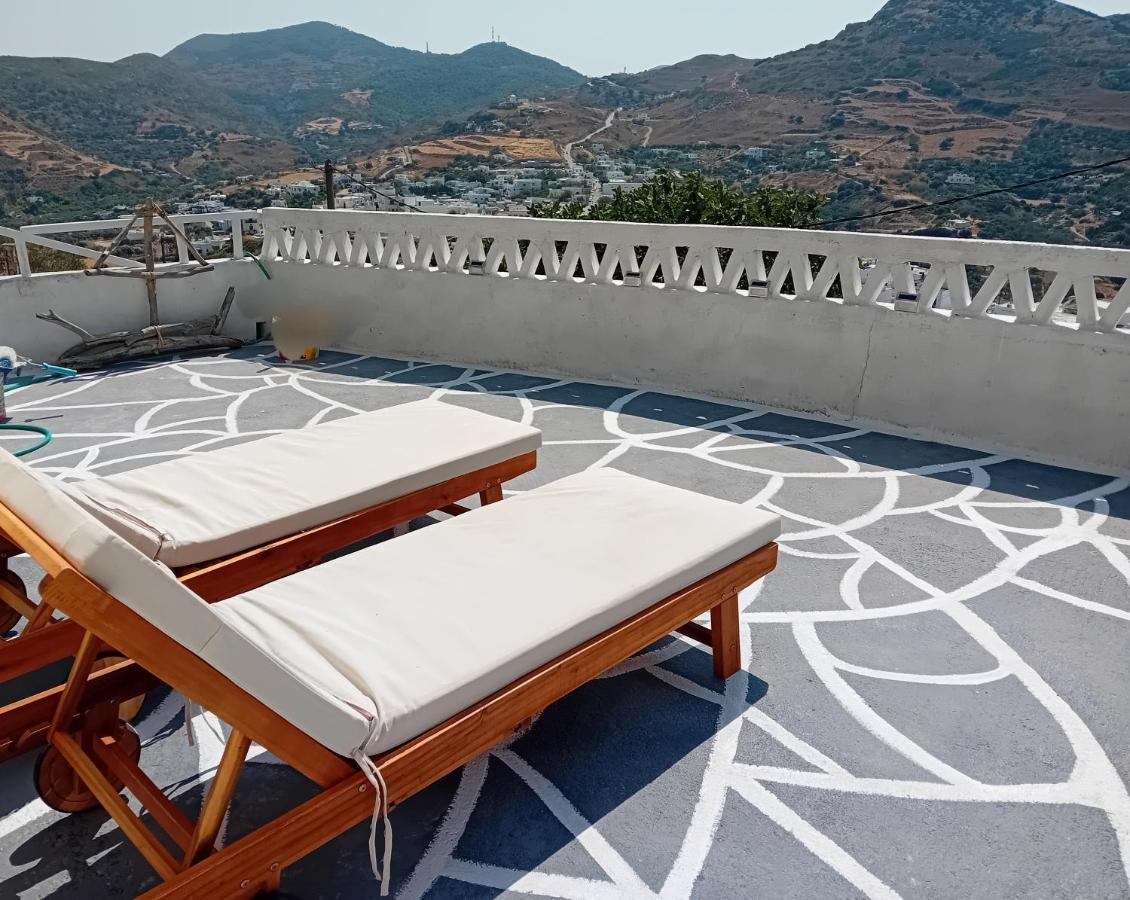 Vasiliki Skyros Castle View Villa ภายนอก รูปภาพ