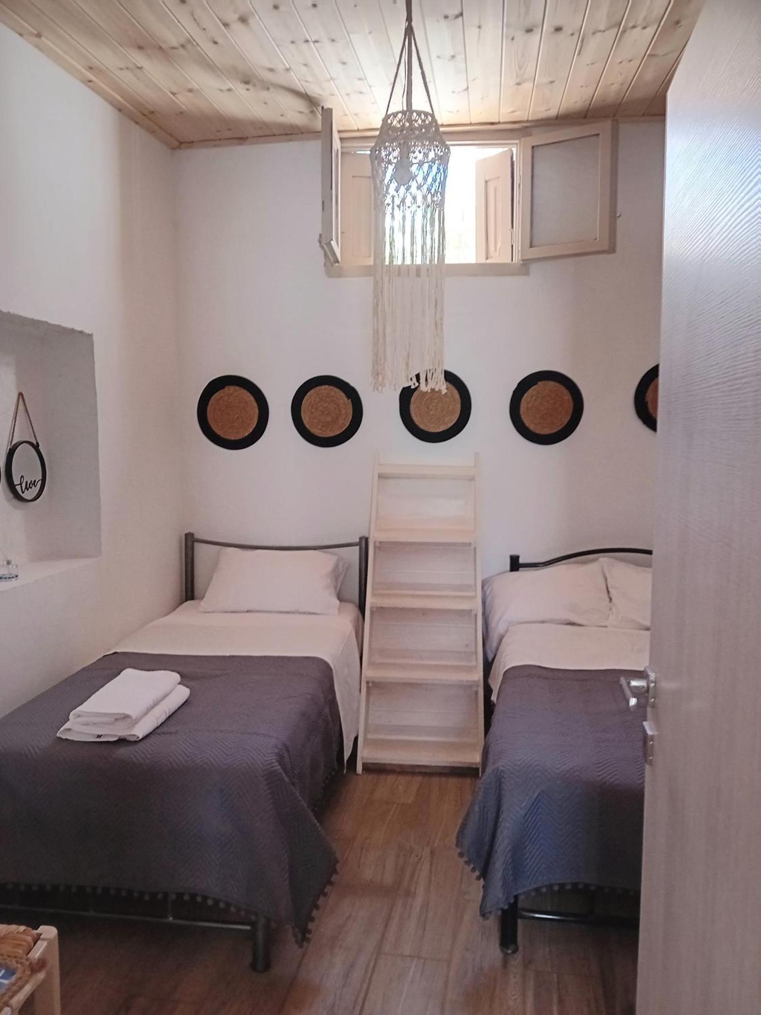 Vasiliki Skyros Castle View Villa ภายนอก รูปภาพ
