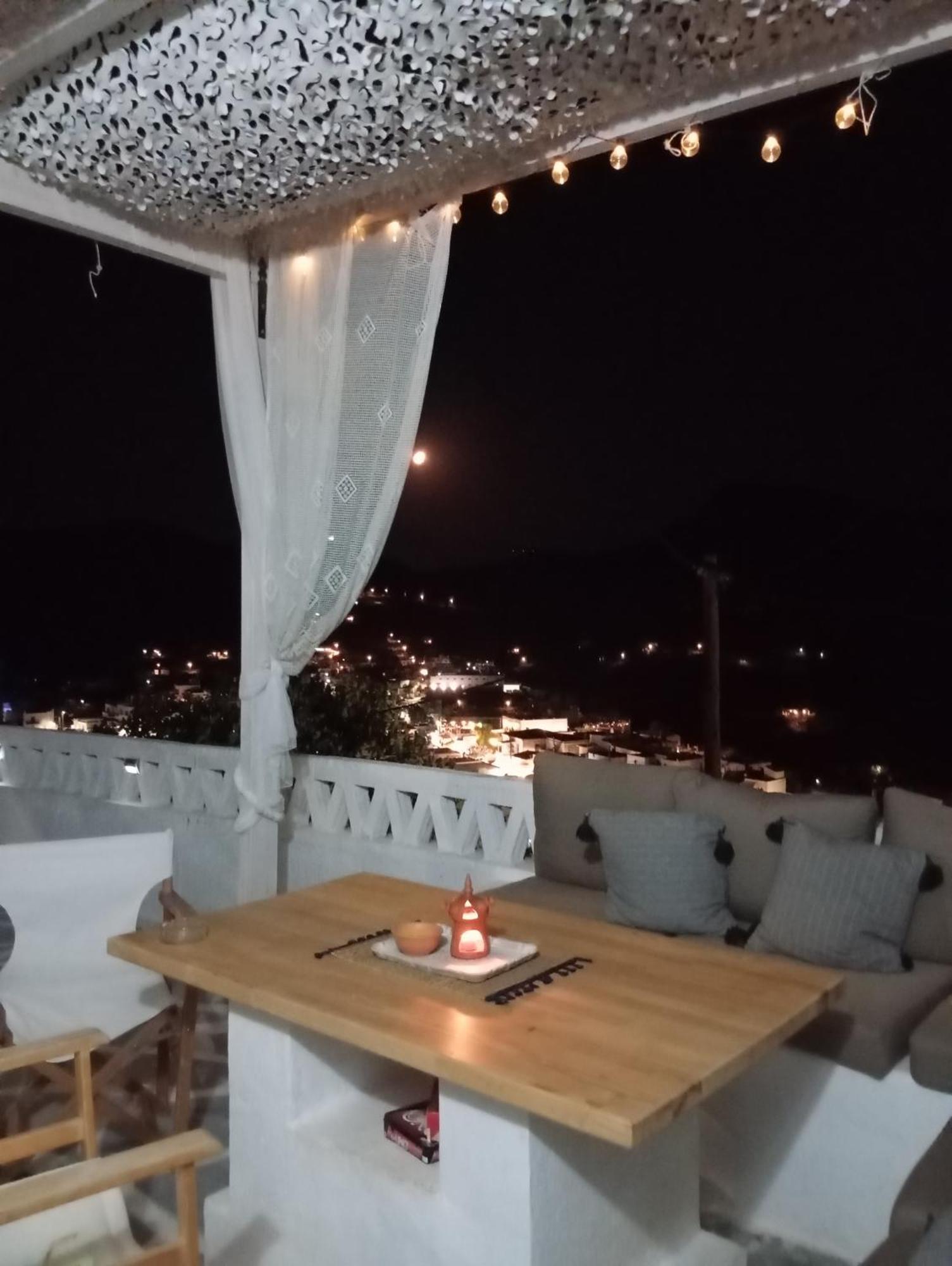Vasiliki Skyros Castle View Villa ภายนอก รูปภาพ