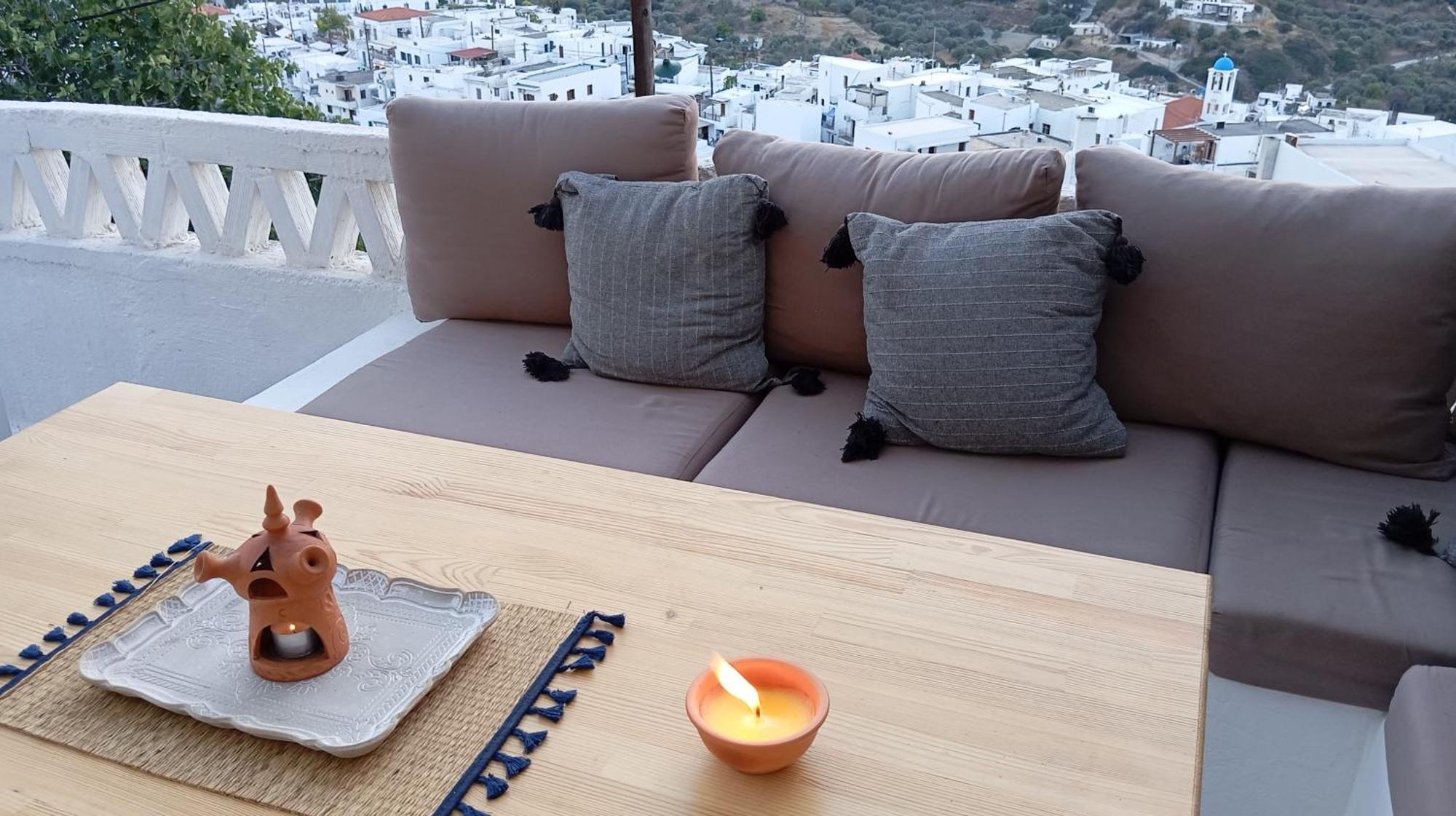 Vasiliki Skyros Castle View Villa ภายนอก รูปภาพ